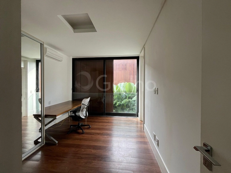 Casa condomínio com 5 dormitórios, sendo 3 suítes, no Cacupé: 16ª foto da galeria de imagens do imóvel