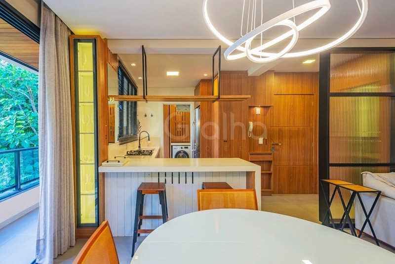 Apartamento com 2 suites em Jurerê: 2ª foto da galeria de imagens do imóvel