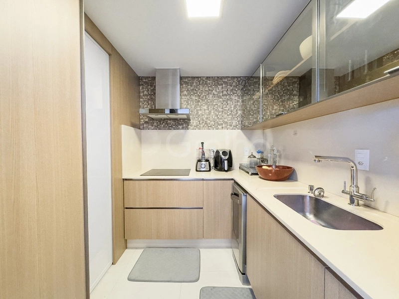 Apartamento com 2 dormitórios, sendo 1 suíte, na Agronômica: 13ª foto da galeria de imagens do imóvel