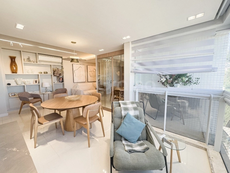 Apartamento com 2 dormitórios, sendo 1 suíte, na Agronômica: 6ª foto da galeria de imagens do imóvel