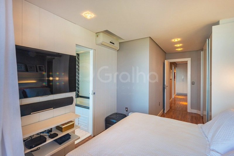 Apartamento com 4 dormitórios, sendo 1 suíte, no João Paulo: 20ª foto da galeria de imagens do imóvel
