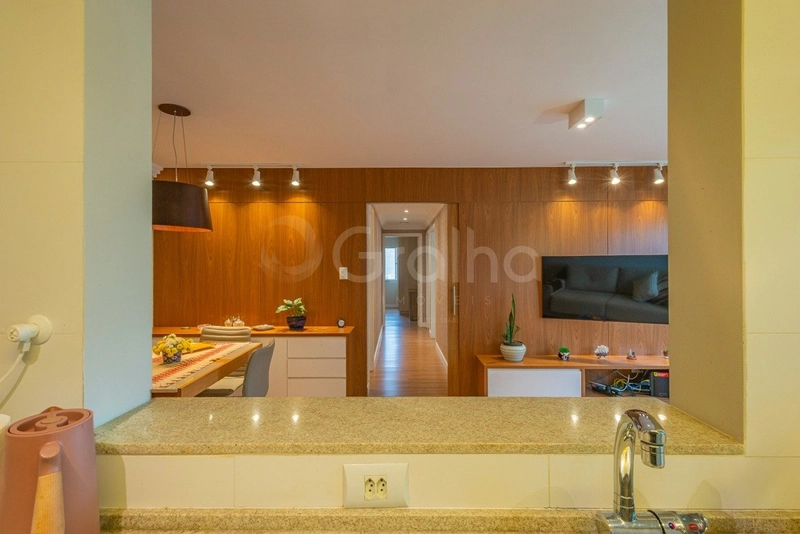 Apartamento com 3 dormitórios, sendo 1 suíte, na Trindade: 10ª foto da galeria de imagens do imóvel