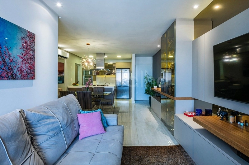 Apartamento com 3 dormitórios, sendo 1 suíte, no Balneário Estreito: 2ª foto da galeria de imagens do imóvel