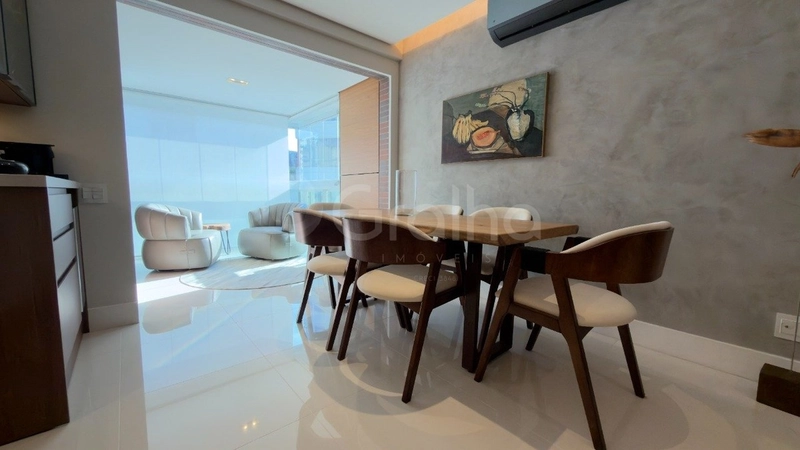 Apartamento com 2 suítes na Agronômica: 3ª foto da galeria de imagens do imóvel