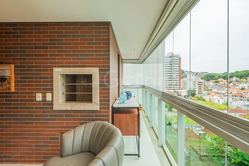 Apartamento com 2 suítes na Agronômica: 8ª foto da galeria de imagens do imóvel