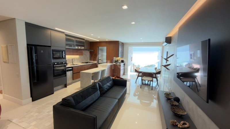 Apartamento com 2 suítes na Agronômica: 6ª foto da galeria de imagens do imóvel