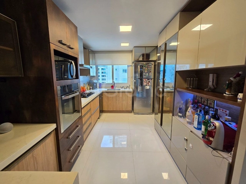 Apartamento com 3 suítes na Agronômica: 13ª foto da galeria de imagens do imóvel