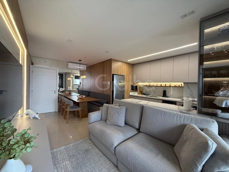 Apartamento com 2 dormitórios, sendo 1 suíte, na Agronômica: 4ª foto da galeria de imagens do imóvel