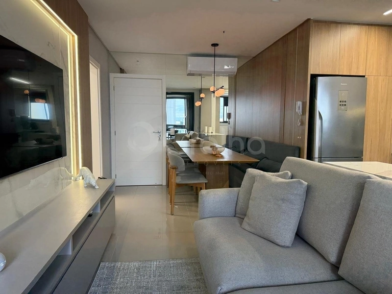 Apartamento com 2 dormitórios, sendo 1 suíte, na Agronômica: 10ª foto da galeria de imagens do imóvel
