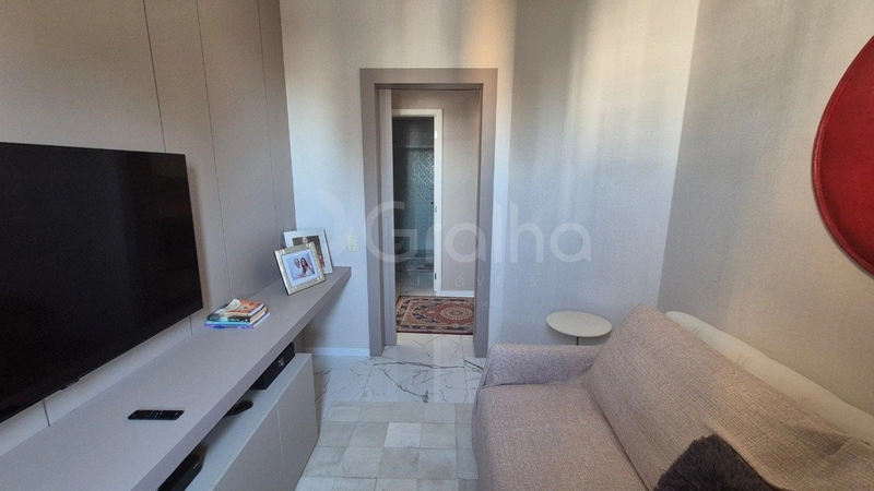 Apartamento com 3 dormitórios, sendo 1 suíte, no Centro: 4ª foto da galeria de imagens do imóvel