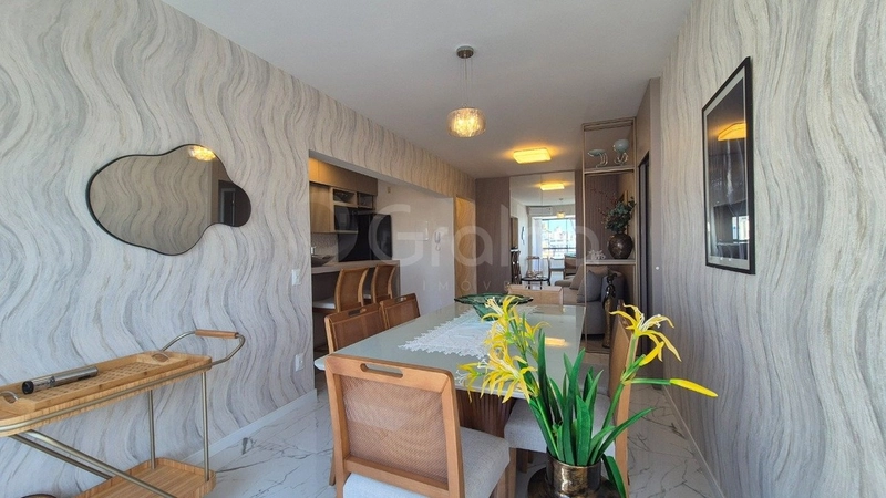 Apartamento com 3 dormitórios, sendo 1 suíte, no Centro: 1ª foto da galeria de imagens do imóvel
