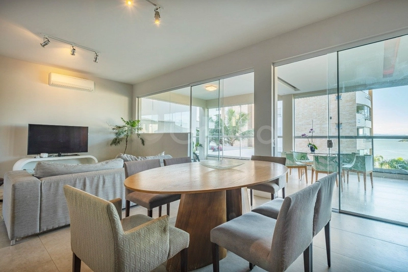 Casa Residencial com 3 suítes no João Paulo: 1ª foto da galeria de imagens do imóvel