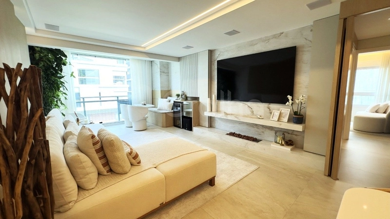 Apartamento com 3 dormitórios, sendo 1 suíte, em Jurerê: 3ª foto da galeria de imagens do imóvel