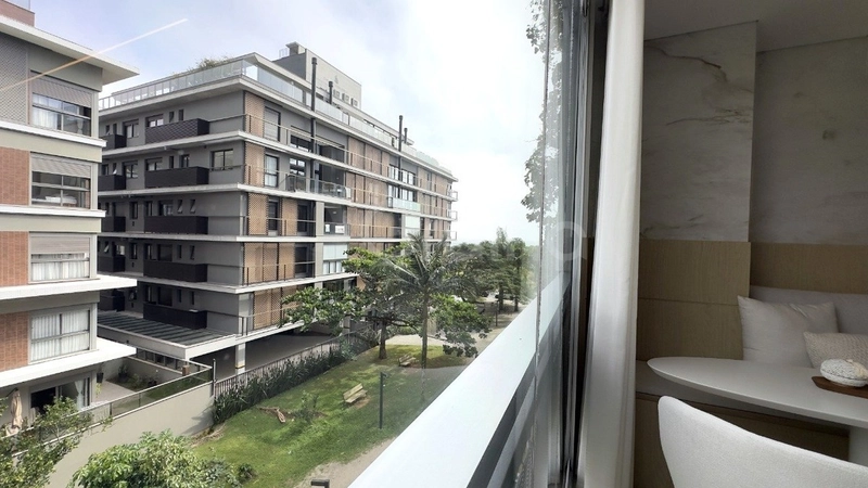 Apartamento com 3 dormitórios, sendo 1 suíte, em Jurerê: 7ª foto da galeria de imagens do imóvel