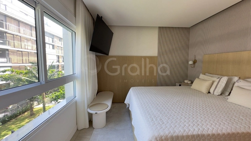 Apartamento com 3 dormitórios, sendo 1 suíte, em Jurerê: 20ª foto da galeria de imagens do imóvel