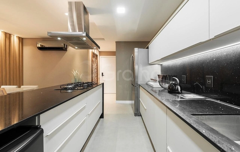 Apartamento com 3 suítes em Jurerê: 11ª foto da galeria de imagens do imóvel