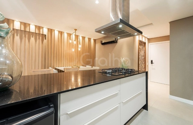 Apartamento com 3 suítes em Jurerê: 15ª foto da galeria de imagens do imóvel