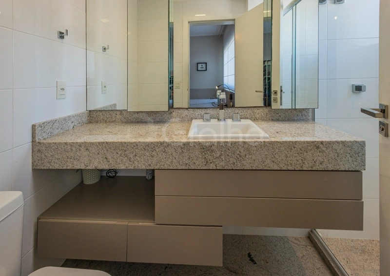Apartamento com 3 suítes na Agronômica: 29ª foto da galeria de imagens do imóvel