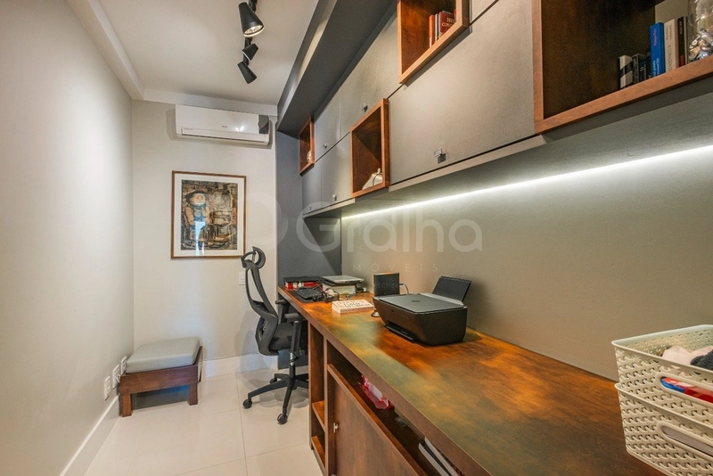 Apartamento com 3 suítes na Agronômica: 30ª foto da galeria de imagens do imóvel
