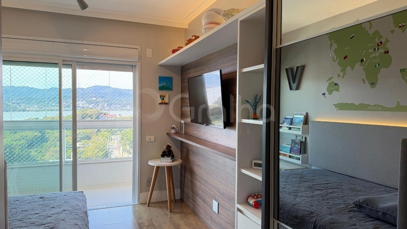 Apartamento com 3 suítes na Agronômica: 16ª foto da galeria de imagens do imóvel