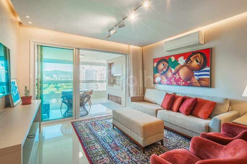 Apartamento com 3 suítes na Agronômica: 5ª foto da galeria de imagens do imóvel