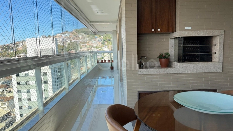 Apartamento com 3 suítes na Agronômica: 10ª foto da galeria de imagens do imóvel