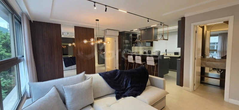 Apartamento com 3 suítes no Centro: 3ª foto da galeria de imagens do imóvel