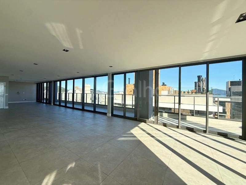 Apartamento com 3 suítes em Jurerê: 26ª foto da galeria de imagens do imóvel