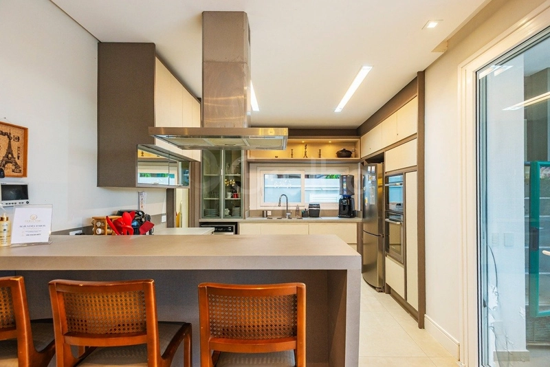 Casa com 5 suítes em Jurerê Internacional: 11ª foto da galeria de imagens do imóvel