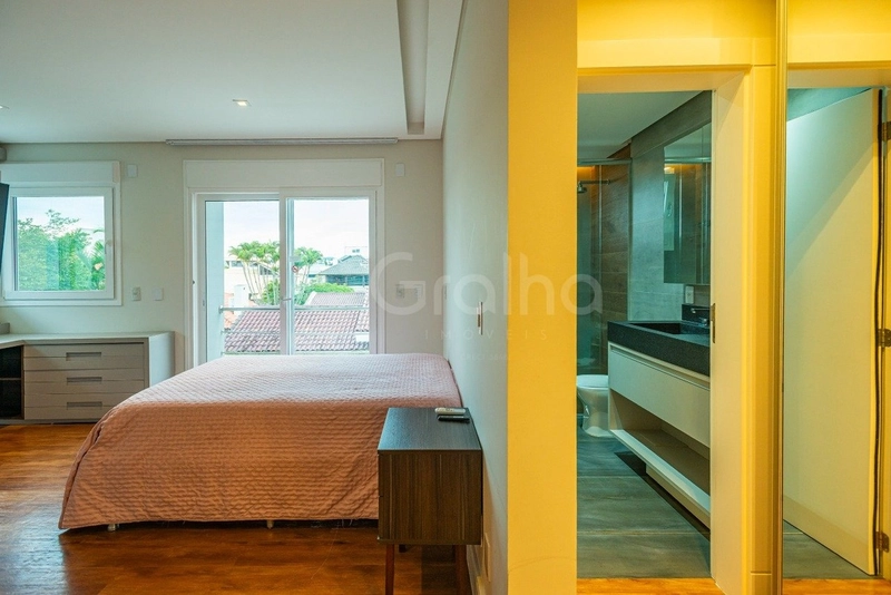 Casa com 5 suítes em Jurerê Internacional: 19ª foto da galeria de imagens do imóvel