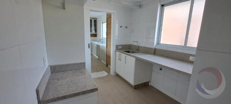 Apartamento com 3 suítes no Centro: 14ª foto da galeria de imagens do imóvel