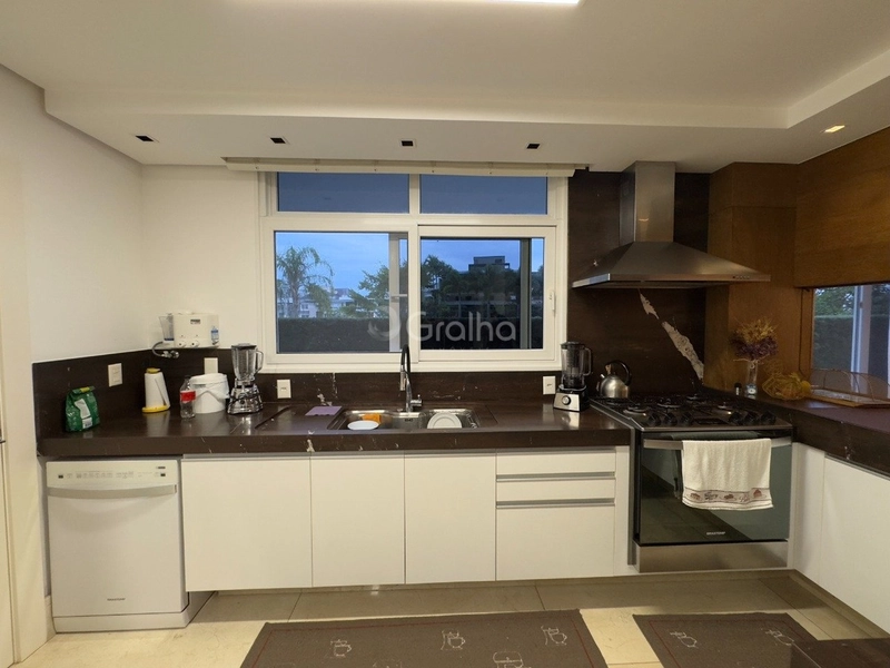 Casa residencial com 4 suítes em Jurerê Internacional: 16ª foto da galeria de imagens do imóvel