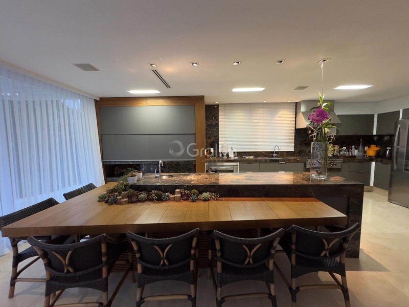 Casa residencial com 4 suítes em Jurerê Internacional: 2ª foto da galeria de imagens do imóvel