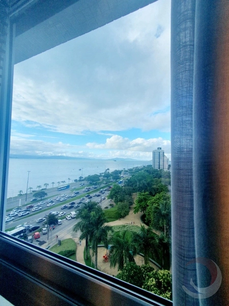 Apartamento com 4 dormitórios, sendo 2 suítes, na Agronômica: 27ª foto da galeria de imagens do imóvel