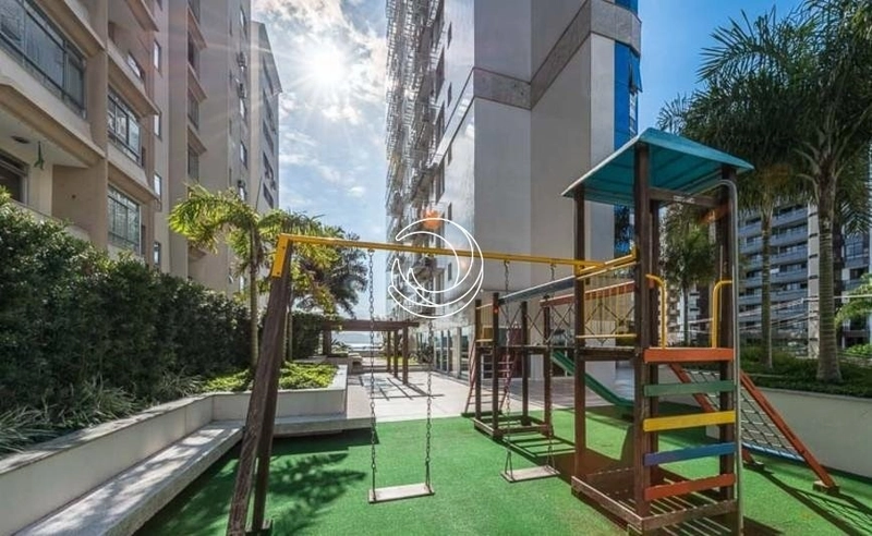 Apartamento com 4 dormitórios, sendo 2 suítes, na Agronômica: 42ª foto da galeria de imagens do imóvel
