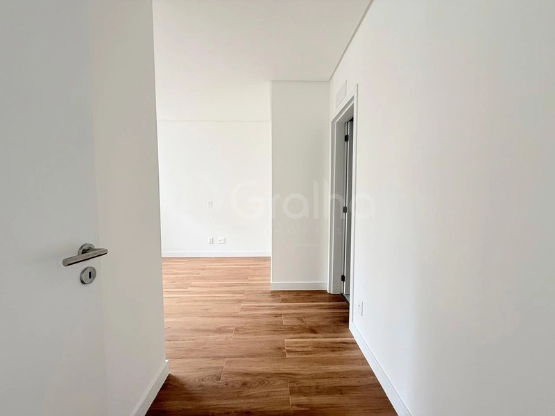 Apartamento com 2 dormitórios, sendo 1 suíte, no Centro: 7ª foto da galeria de imagens do imóvel