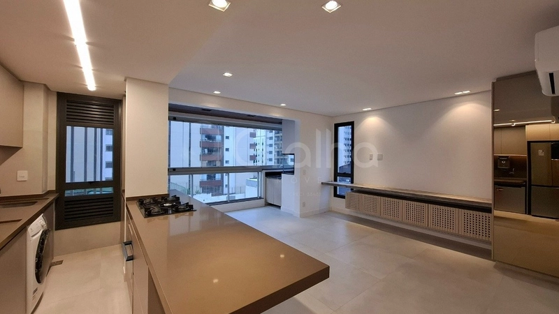 Apartamento com 2 suítes no Centro: 2ª foto da galeria de imagens do imóvel