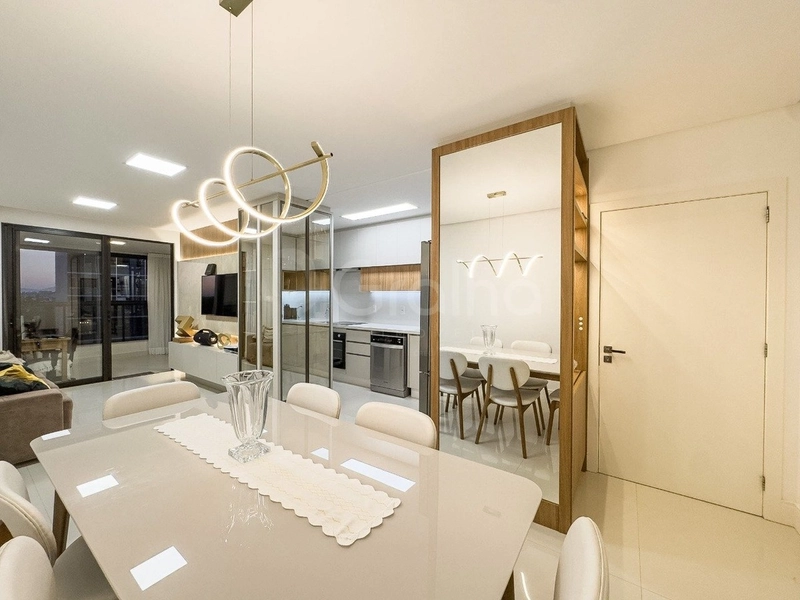 Apartamento com 3 dormitórios, sendo 1 suíte, no Córrego Grande: 2ª foto da galeria de imagens do imóvel