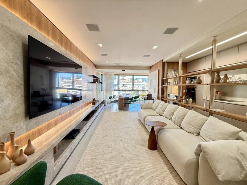 Apartamento com 3 suítes em Jurerê: 4ª foto da galeria de imagens do imóvel