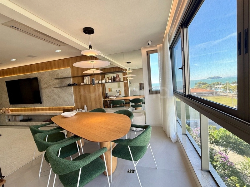 Apartamento com 3 suítes em Jurerê: 7ª foto da galeria de imagens do imóvel