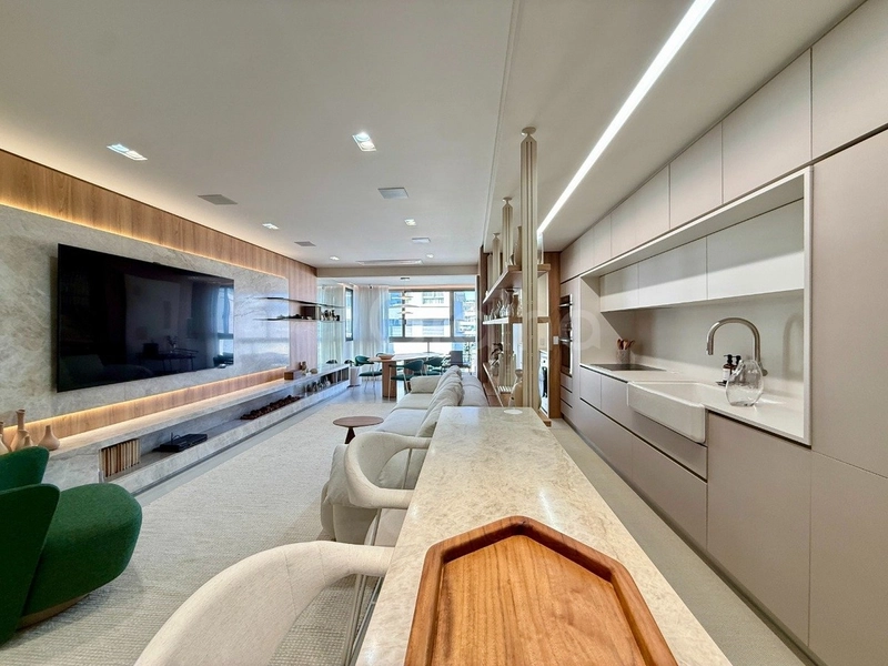 Apartamento com 3 suítes em Jurerê: 13ª foto da galeria de imagens do imóvel