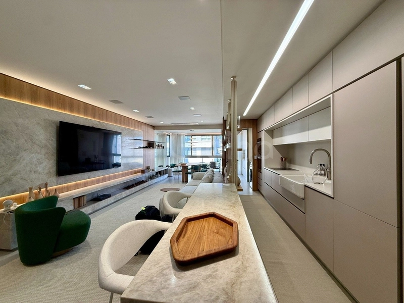 Apartamento com 3 suítes em Jurerê: 11ª foto da galeria de imagens do imóvel