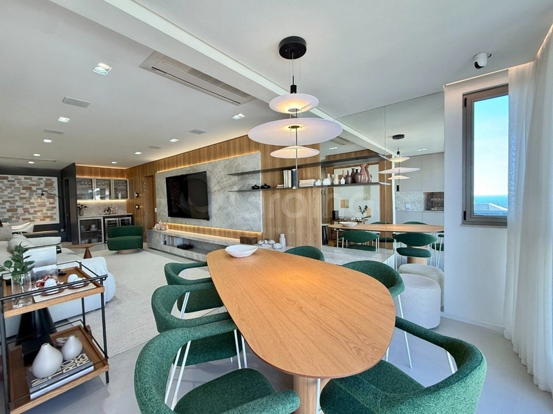 Apartamento com 3 suítes em Jurerê: 3ª foto da galeria de imagens do imóvel