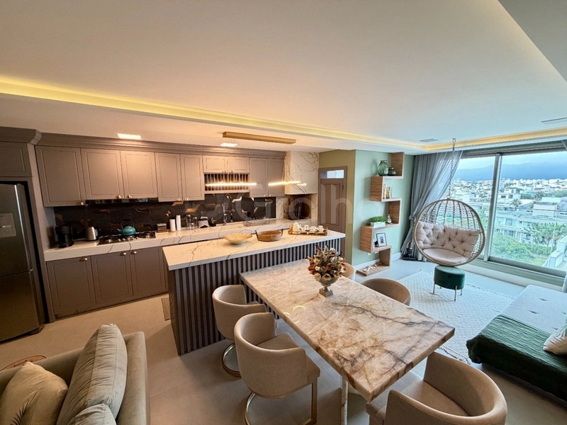 Apartamento  com 3 suítes em Jurerê Internacional: 1ª foto da galeria de imagens do imóvel