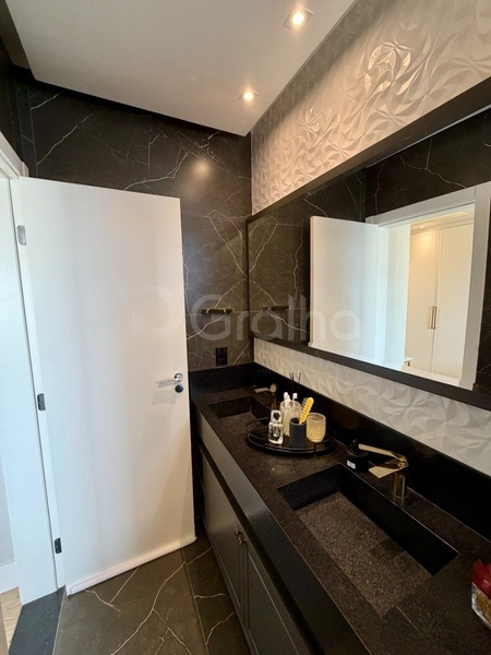 Apartamento  com 3 suítes em Jurerê Internacional: 31ª foto da galeria de imagens do imóvel