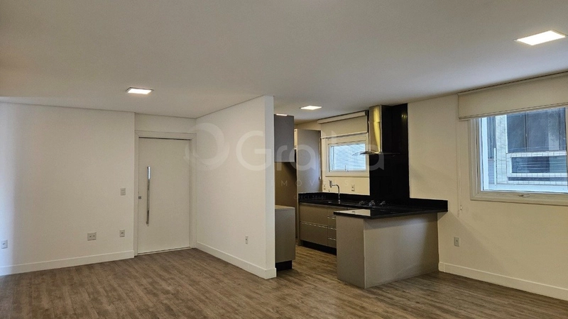 Apartamento com 3 suítes no Centro: 2ª foto da galeria de imagens do imóvel