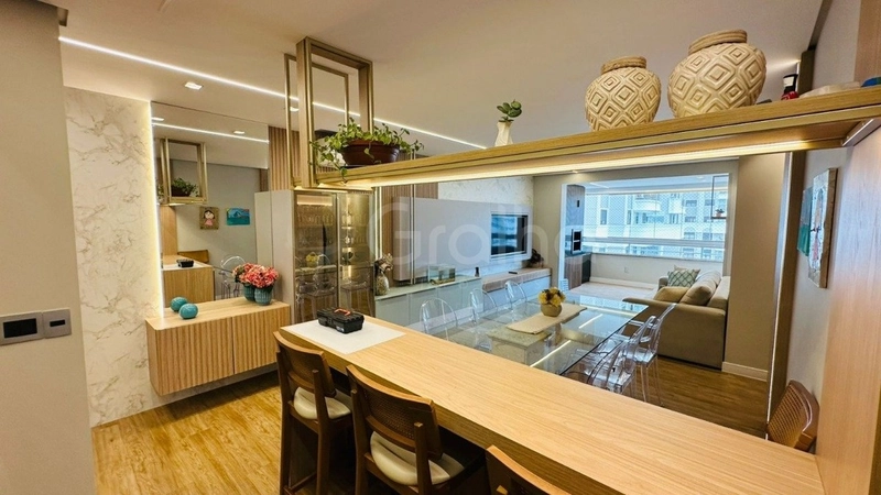 Apartamento com 4 dormitórios, sendo 2 suítes, no Itacorubi: 2ª foto da galeria de imagens do imóvel