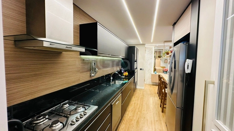 Apartamento com 4 dormitórios, sendo 2 suítes, no Itacorubi: 4ª foto da galeria de imagens do imóvel