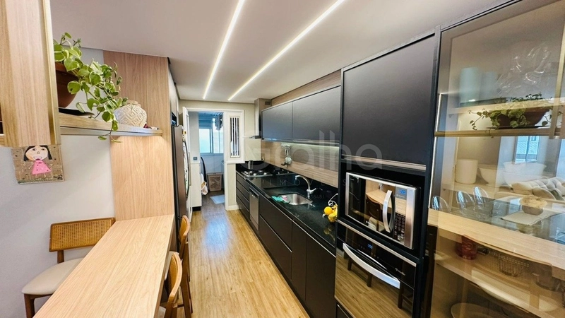 Apartamento com 4 dormitórios, sendo 2 suítes, no Itacorubi: 6ª foto da galeria de imagens do imóvel