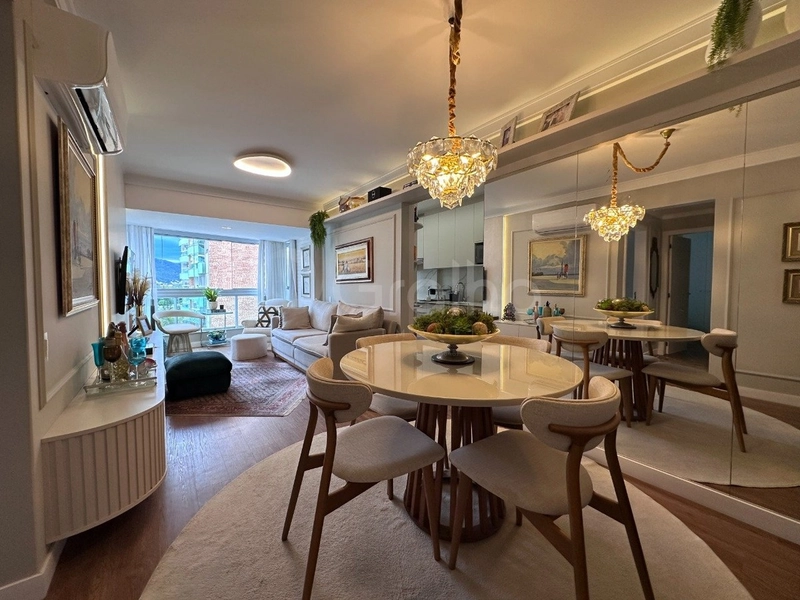 Apartamento com 2 dormitórios, sendo 1 suíte, na Trindade: 1ª foto da galeria de imagens do imóvel